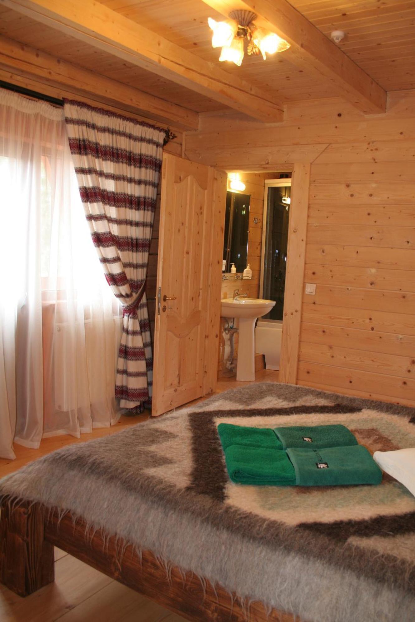 On Dovbush Path Hotel Яремче Екстериор снимка