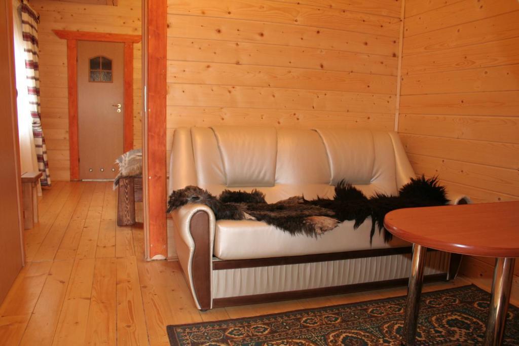 On Dovbush Path Hotel Яремче Стая снимка
